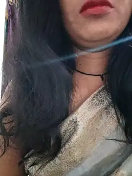 Snapshot of Janu-hasena chatting on 11.04.25 Janu-hasena online show from 11.04.25