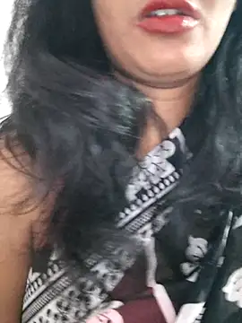 Snapshot of Janu-hasena chatting on 11.12.25 Janu-hasena online show from 11.12.25