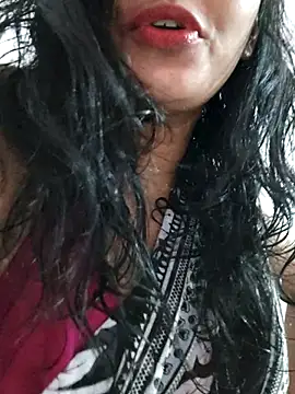 Snapshot of Janu-hasena chatting on 11.14.25 Janu-hasena online show from 11.14.25