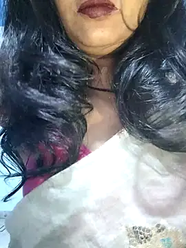 Snapshot of Janu-hasena chatting on 11.26.25 Janu-hasena online show from 11.26.25