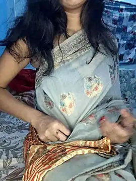 Snapshot of Janu-hasena chatting on 11.30.25 Janu-hasena online show from 11.30.25