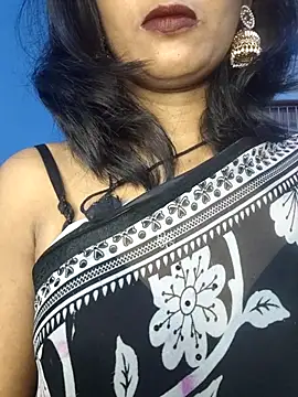 Snapshot of Janu-hasena chatting on 12.16.25 Janu-hasena online show from 12.16.25