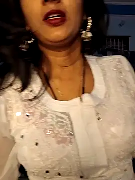 Snapshot of Janu-hasena chatting on 12.18.25 Janu-hasena online show from 12.18.25