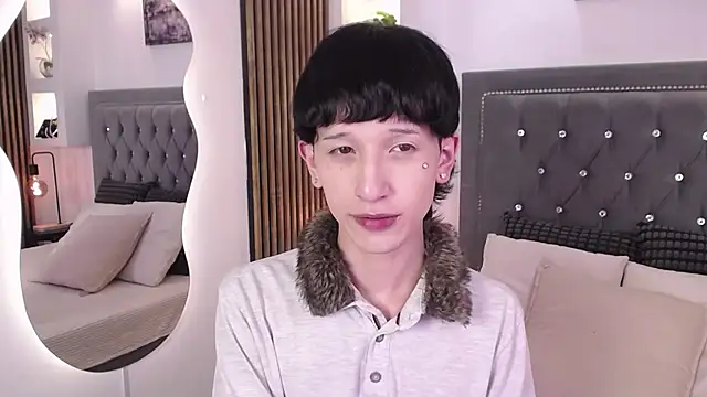 Snapshot of Emo_Boy_ chatting on 05.23.26 Emo Boy online show from 05.23.26