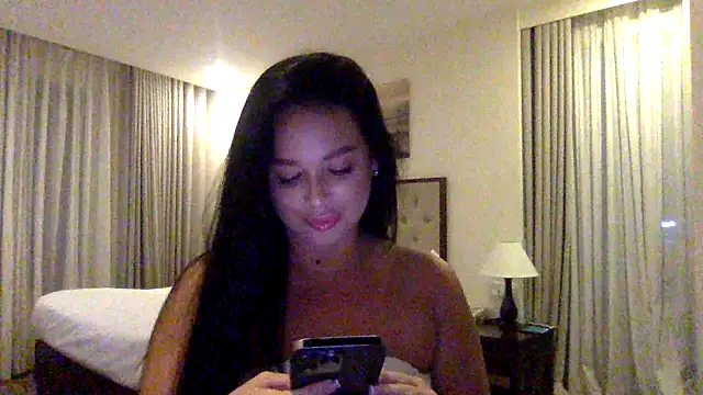 Snapshot of Fayronna chatting on 02.06.26 Fayronna online show from 02.06.26