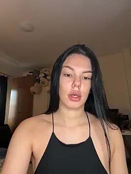 LunaVeyra online show from 10.11.25