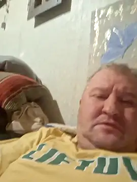 Snapshot of Dariusxxx14 chatting on 10.20.25 Dariusxxx14 online show from 10.20.25