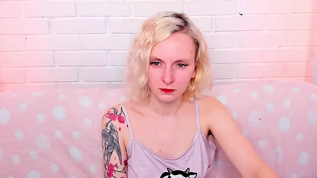 LikiLips online show from 03.10.26