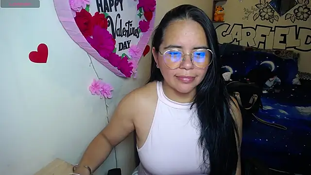 Snapshot of Miss__kendra_ chatting on 03.11.26 Miss kendra online show from 03.11.26