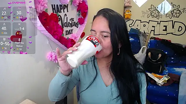 Snapshot of Miss__kendra_ chatting on 03.18.26 Miss kendra online show from 03.18.26