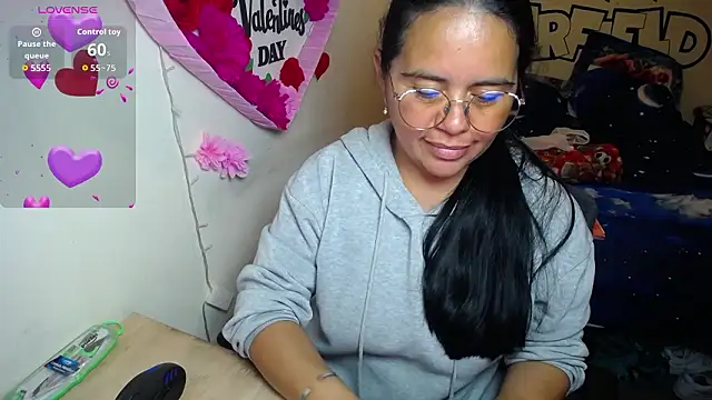 Snapshot of Miss__kendra_ chatting on 03.28.26 Miss kendra online show from 03.28.26