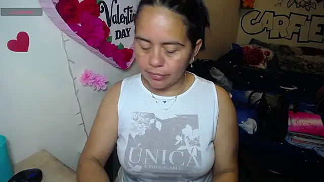 Snapshot of Miss__kendra_ chatting on 04.27.26 Miss kendra online show from 04.27.26
