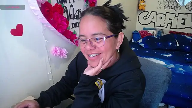 Snapshot of Miss__kendra_ chatting on 05.05.26 Miss kendra online show from 05.05.26