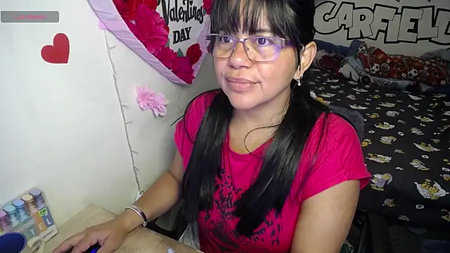 Snapshot of Miss__kendra_ chatting on 05.15.26 Miss kendra online show from 05.15.26