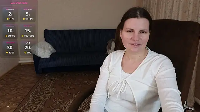 Snapshot of Mirabelle_Velvet chatting on 01.11.26 Mirabelle Velvet online show from 01.11.26