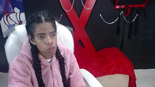 Snapshot of thianahorny chatting on 01.17.26 thianahorny online show from 01.17.26