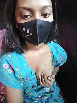 Snapshot of Stripchatdolly chatting on 11.24.25 Stripchatdolly online show from 11.24.25