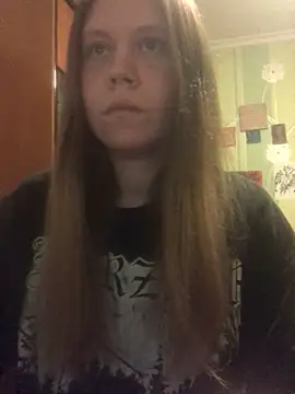 LunaVirelle online show from 04.13.26