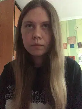 Snapshot of LunaVirelle chatting on 07.18.26 LunaVirelle online show from 07.18.26