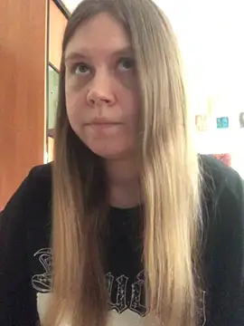 Snapshot of LunaVirelle chatting on 07.22.26 LunaVirelle online show from 07.22.26