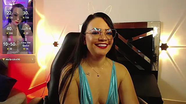 LeeluFox online show from 10.22.25