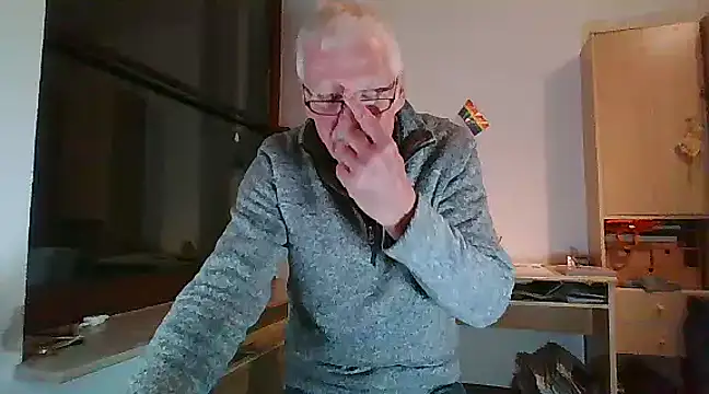 super-snoopy online show from 12.25.24