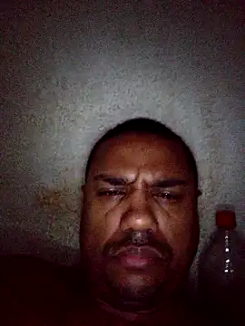 Snapshot of Mcbellorj chatting on 10.27.25 Mcbellorj online show from 10.27.25