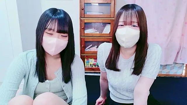 Snapshot of KaYo_sorriso chatting on 05.16.26 KaYo sorriso online show from 05.16.26