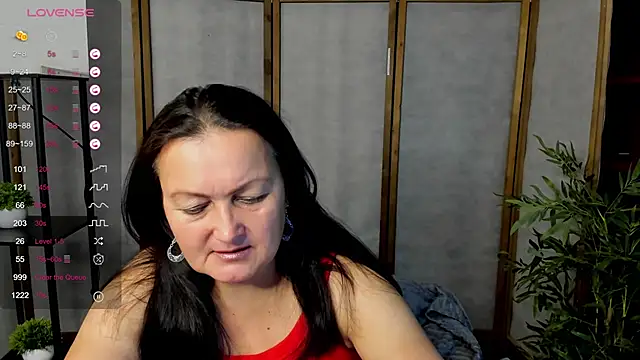 hottyannaa online show from 10.22.25