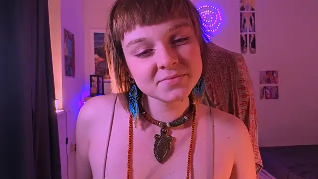 Snapshot of liquid0fluid0 chatting on 11.19.25 liquid0fluid0 online show from 11.19.25