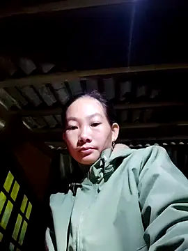 gio-thu online show from 11.22.25