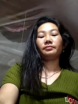 Snapshot of gio-thu chatting on 07.08.26 gio-thu online show from 07.08.26