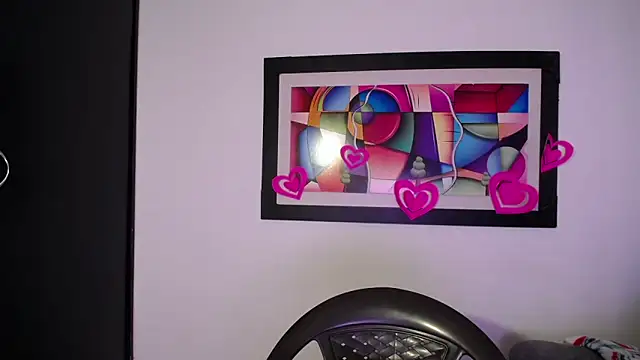 Kari Ruiz  online show from 02.18.26