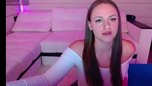 Snapshot of CandyBunie chatting on 02.17.26 CandyBunie online show from 02.17.26