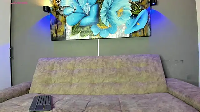 Amber Mateus online show from 10.09.25