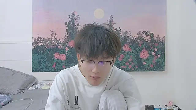Snapshot of KK-cuteboy chatting on 06.18.26 KK-cuteboy online show from 06.18.26