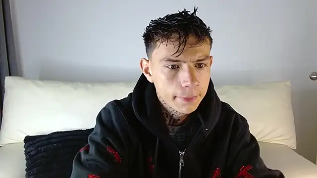 hot teo  online show from 01.08.26