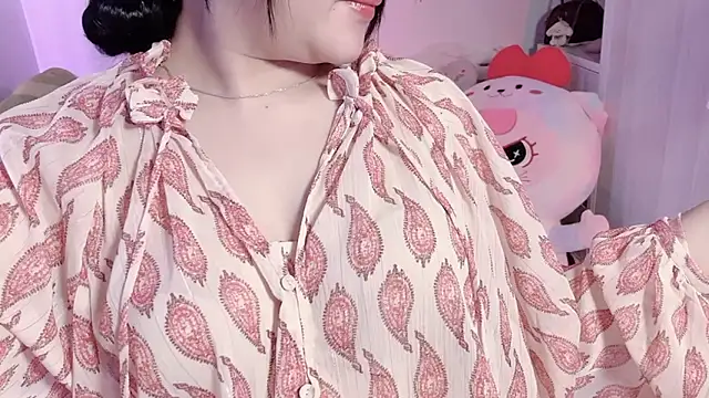 Snapshot of BeChinh_Lee chatting on 05.19.26 BeChinh Lee online show from 05.19.26