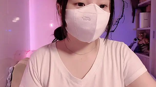 Snapshot of BeChinh_Lee chatting on 06.19.26 BeChinh Lee online show from 06.19.26