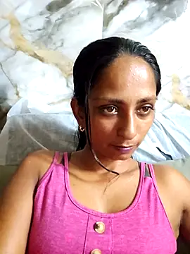 Snapshot of dreamerrrrr1 chatting on 10.13.25 dreamerrrrr1 online show from 10.13.25