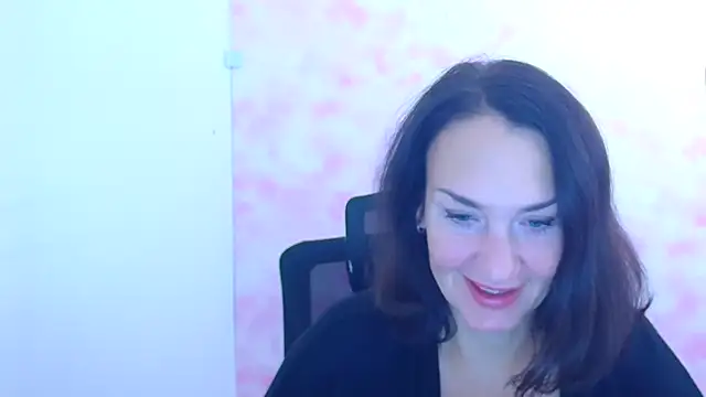 Rosie Rosee online show from 12.19.25