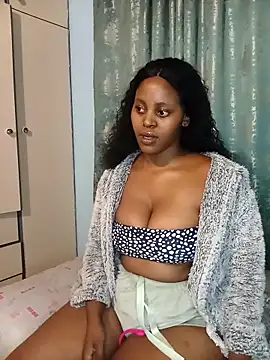 Sexypeaches online show from 10.16.25