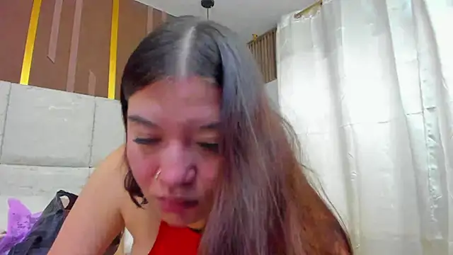 Snapshot of AmbarGills chatting on 03.17.26 AmbarGills online show from 03.17.26