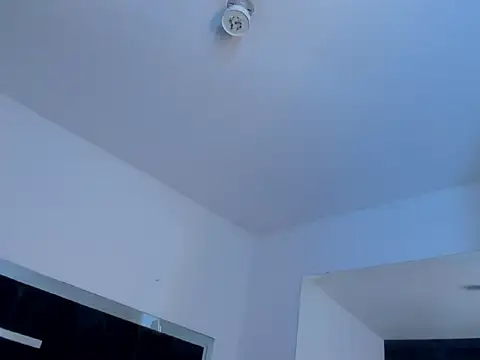 Snapshot of Cami_KingSex chatting on 04.12.26 Cami KingSex online show from 04.12.26