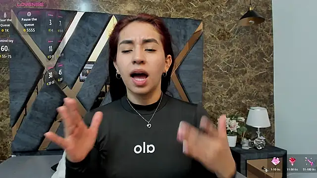 Vittoria Conti  online show from 04.09.26