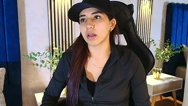Snapshot of Vittoria_Conti_ chatting on 07.13.26 Vittoria Conti online show from 07.13.26