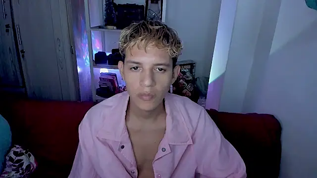 tylernova online show from 01.08.26