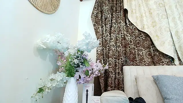 Kiaraa88 online show from 12.04.25