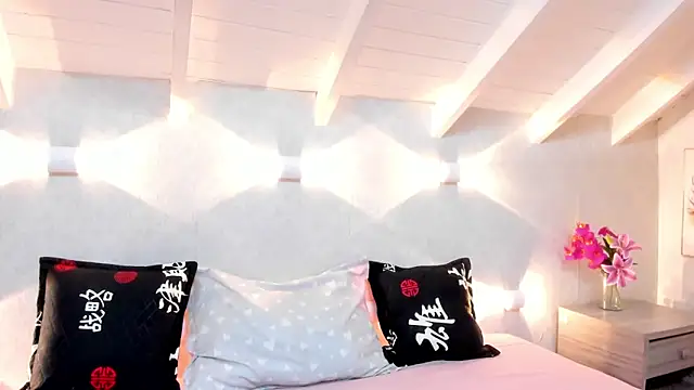 Brianna Maya online show from 04.14.26