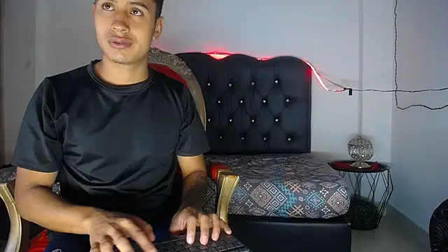 Bastian Joness online show from 10.21.25